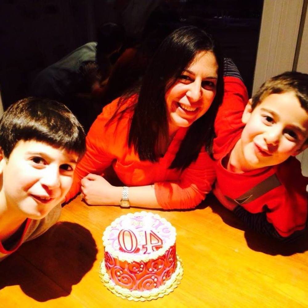 Meet your Posher, Dana